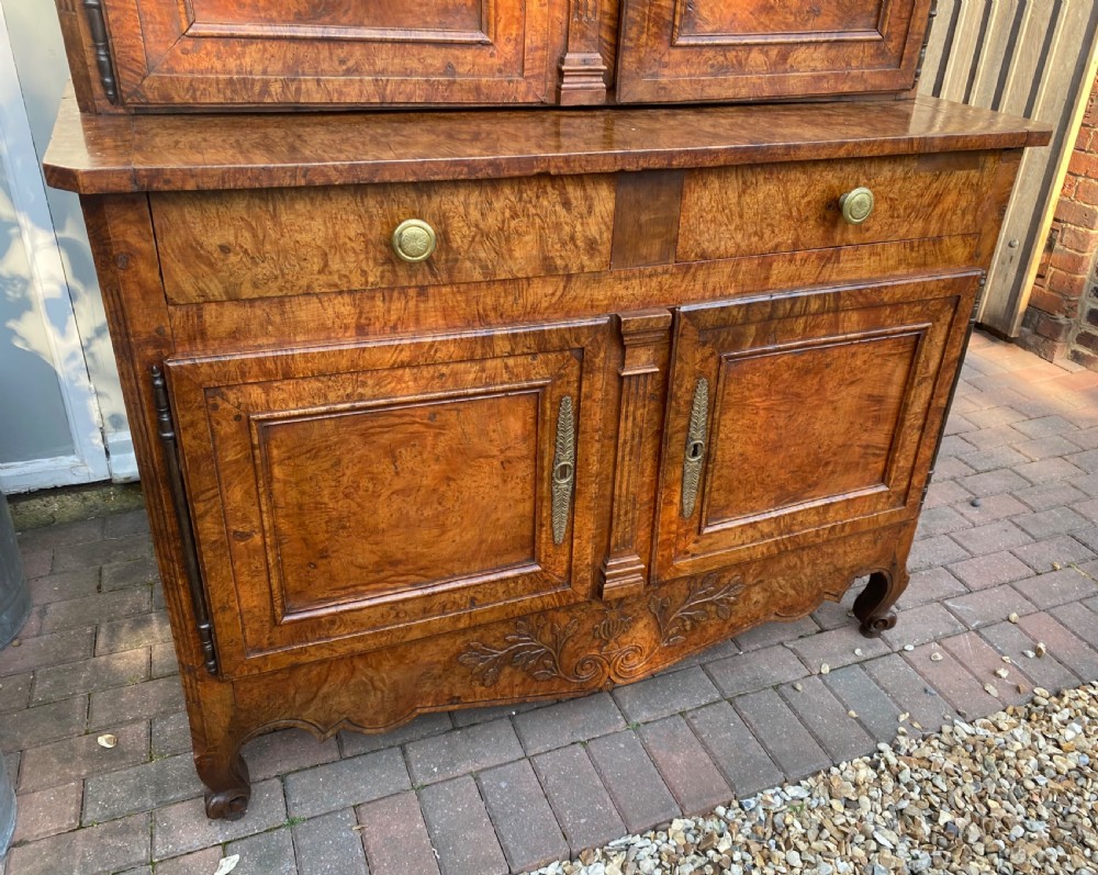 Burr Elm Buffet deux corps View IV