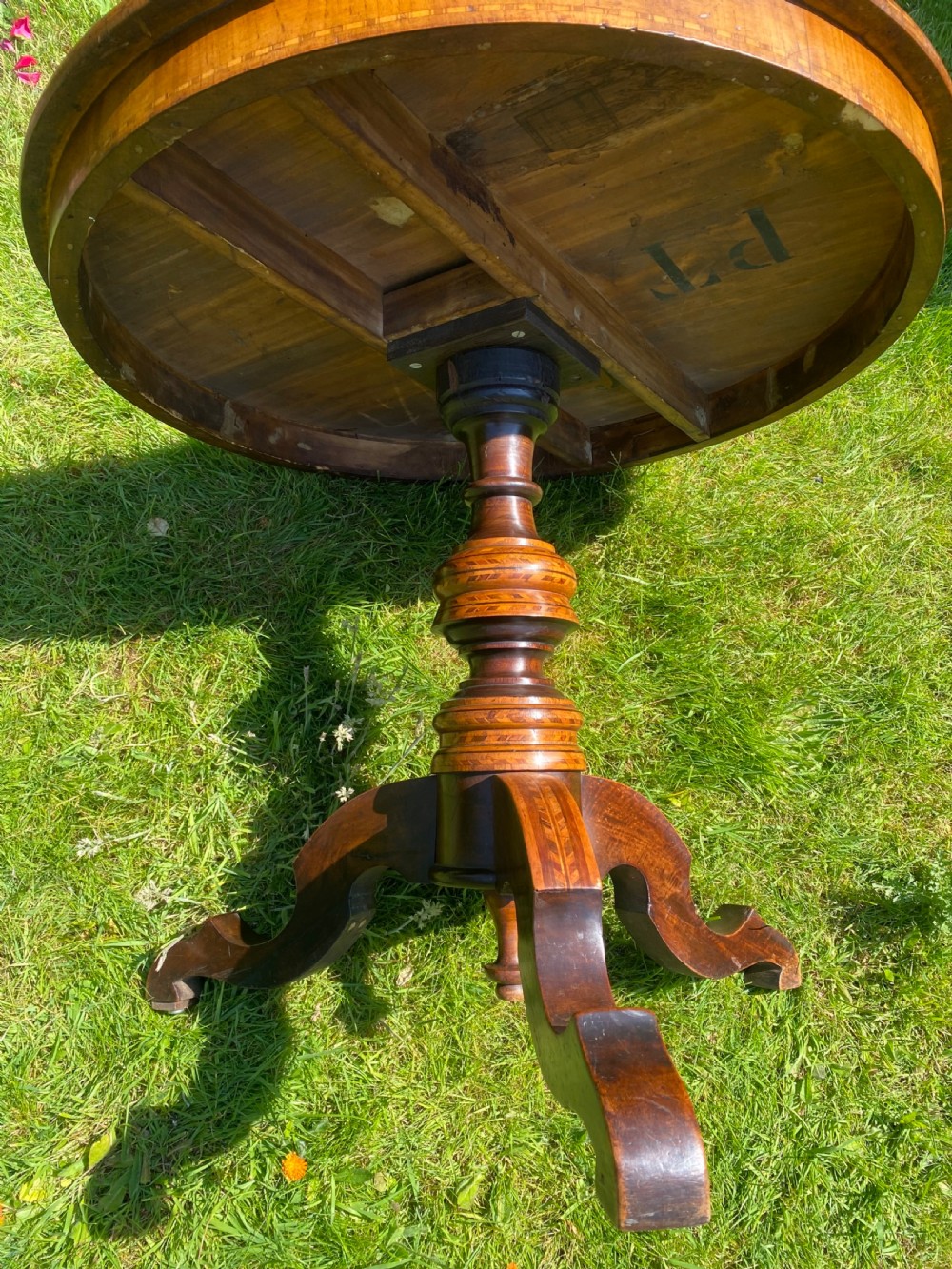 Italian Sorrento inlaid table View IV