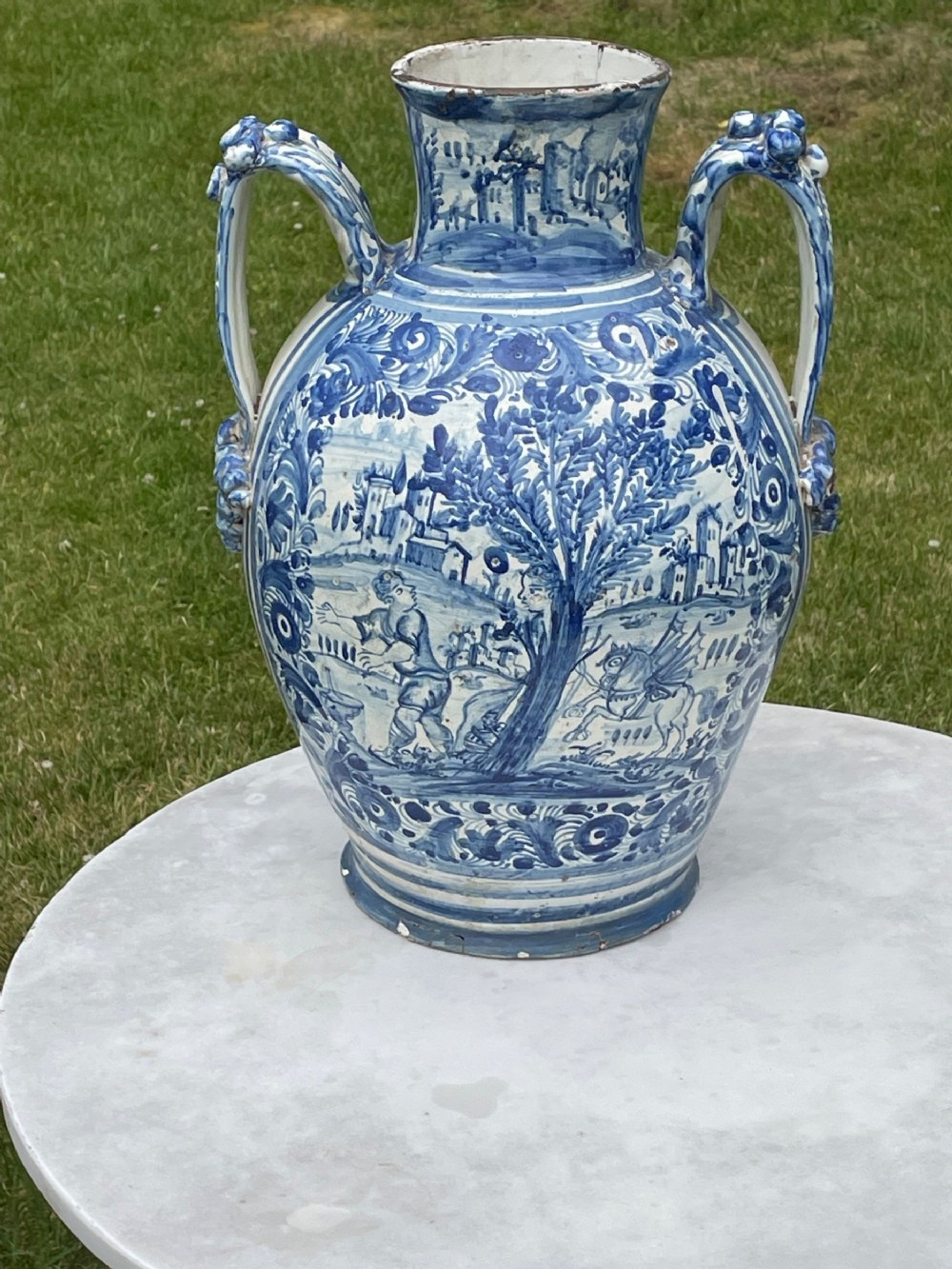 18th Century Italian Savona Vase 