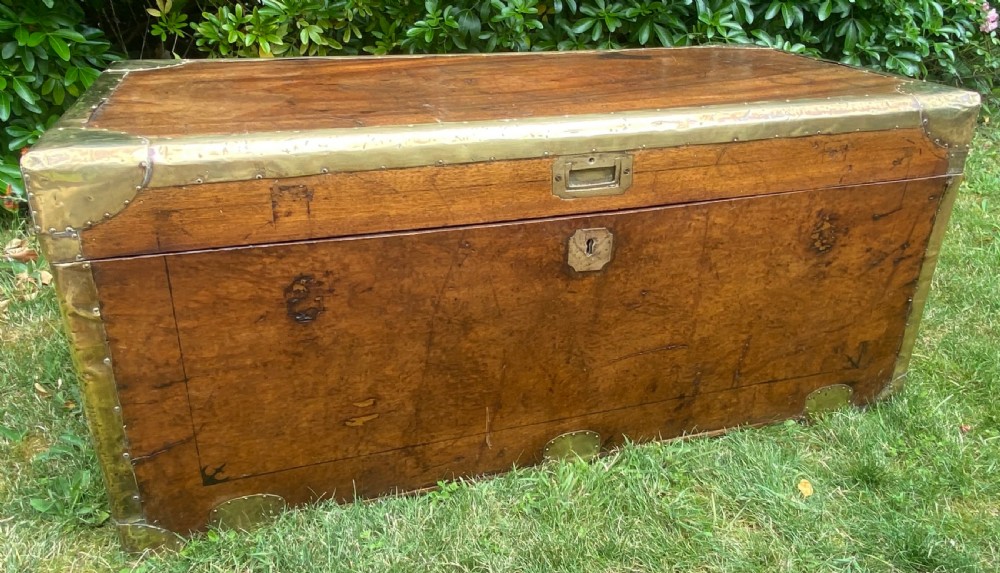 Brass bound Camphorwood chest View VII