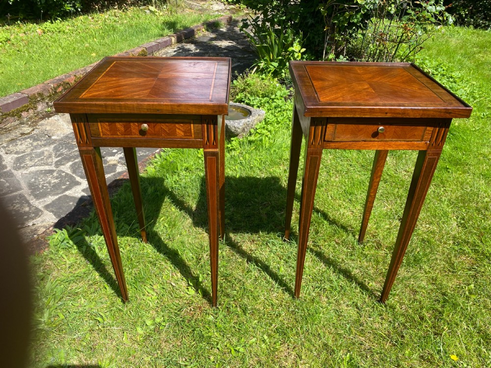 Pair of parquetry stands View IV