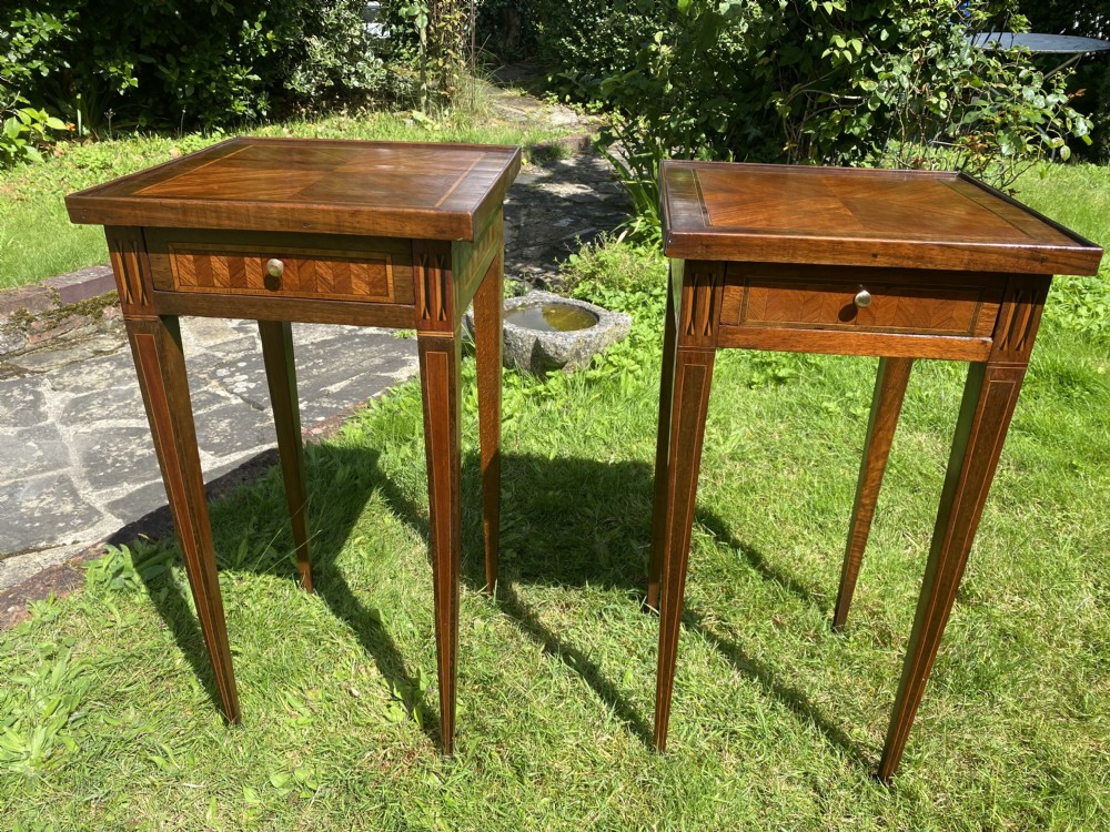 Pair of parquetry stands