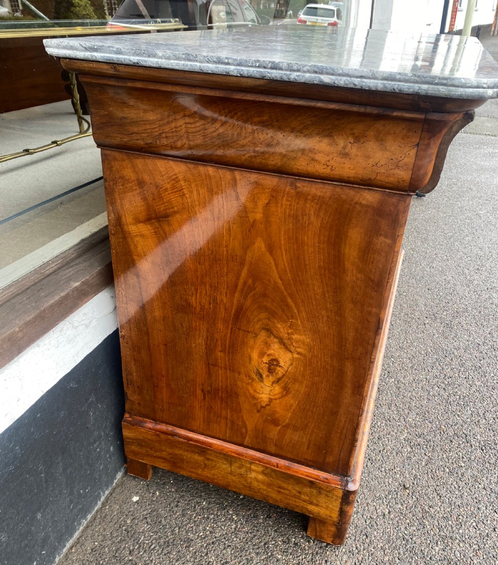 French Burr walnut commode View VII