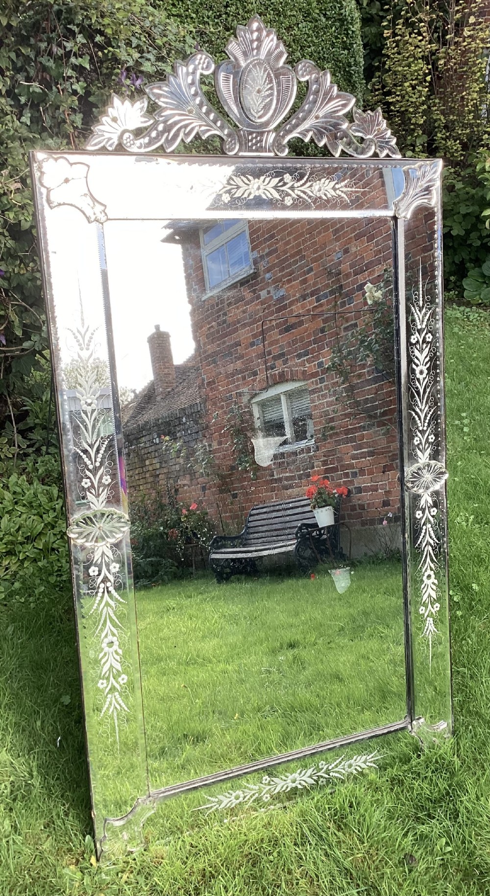 Large engraved Venetian mirror 