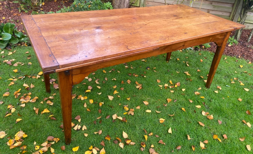 French Farm table with leaf View II