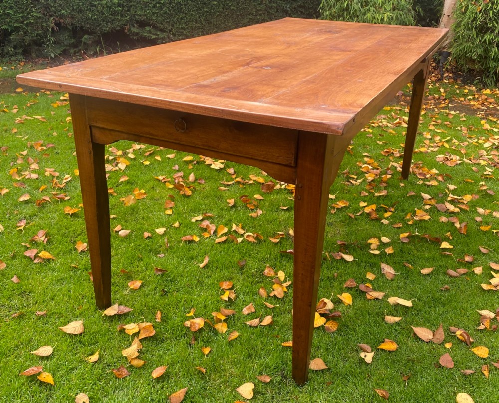 French Farm table with leaf View III