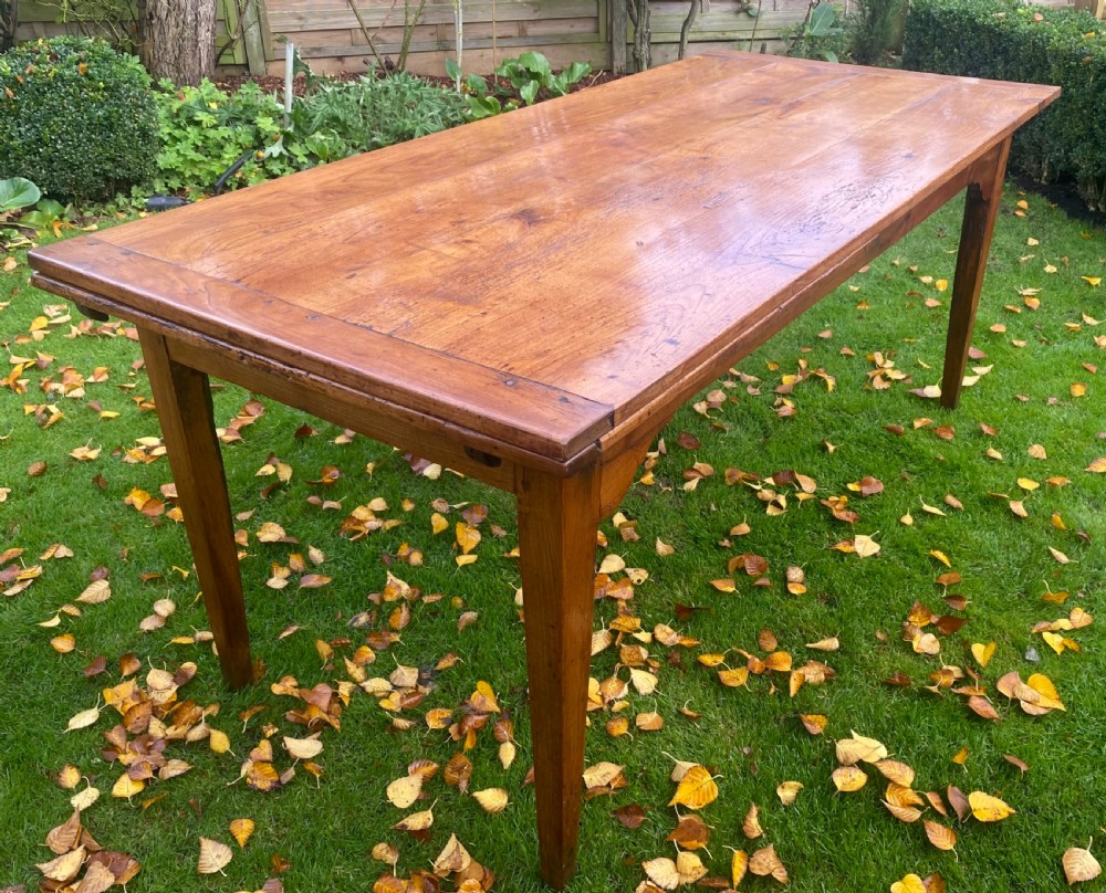 French Farm table with leaf View IV