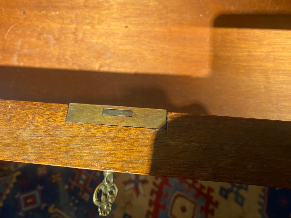 Birdseye Maple inlaid commode View IV