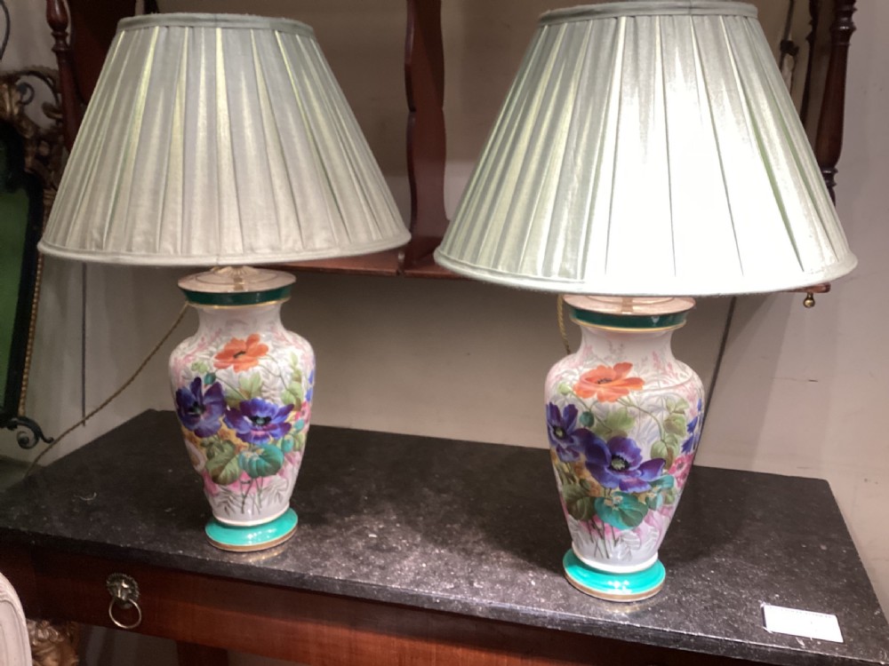 Pair of floral porcelain lamps View II