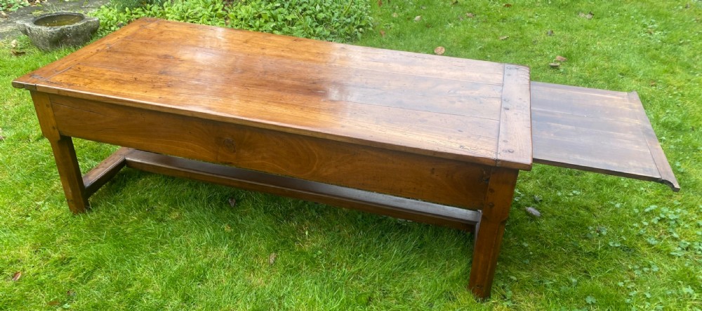Large cherrywood coffee table View IV