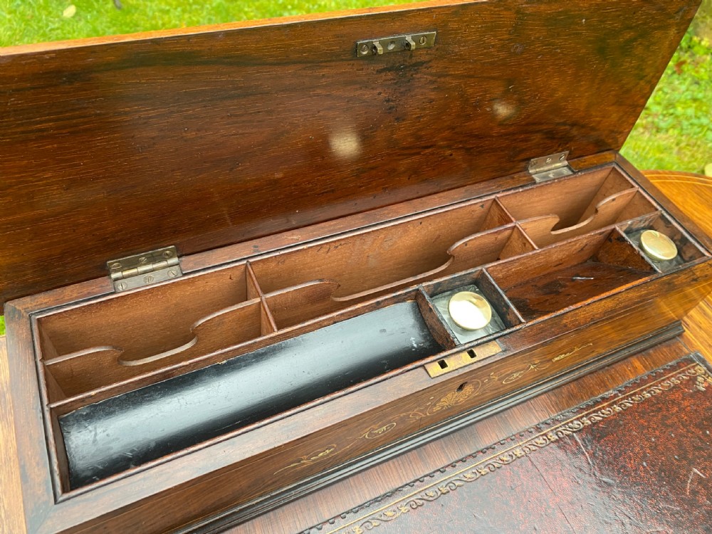 Small pretty writing desk View VII