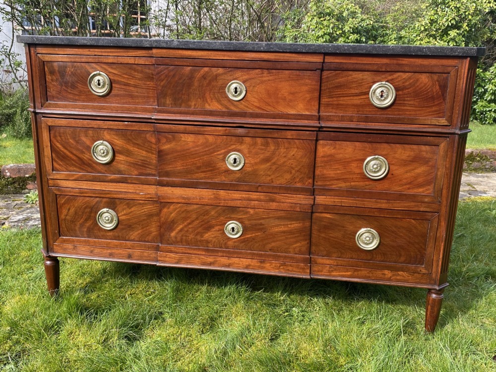 18th Century figured mahogany breakfront commode View VII
