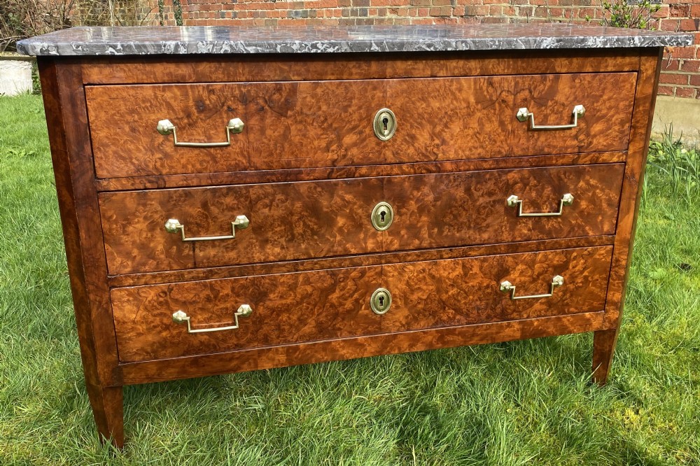 18th Century burr walnut French Commode 