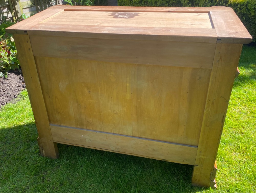 French commode in satin birch View VI