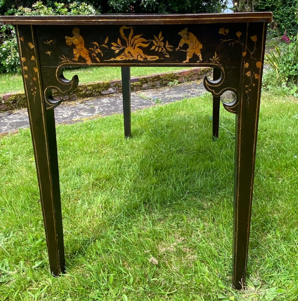 Chinoiserie painted table View IV