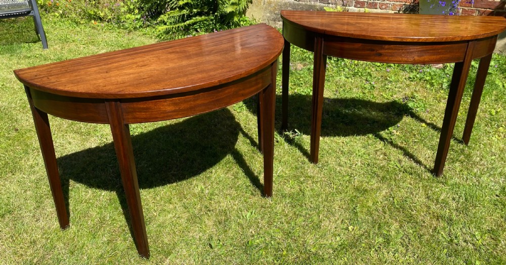 Pair of console tables  View V