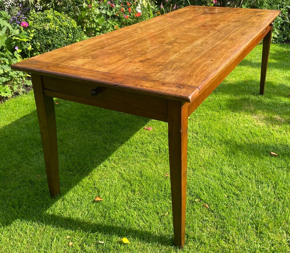 Farmhouse table  View III