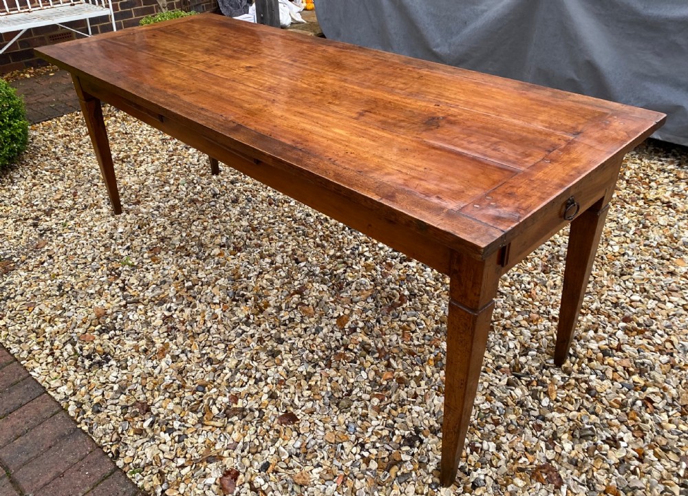 French farmhouse table  View IV