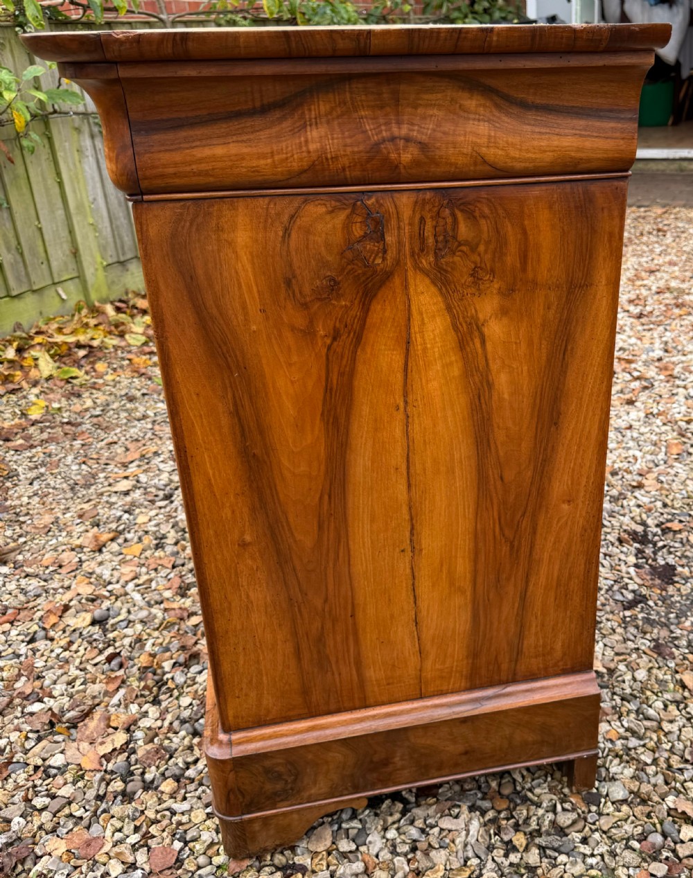 Early 19th Century figured walnut commode  View III