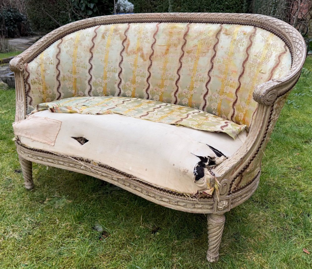 Small painted sofa in original paint 