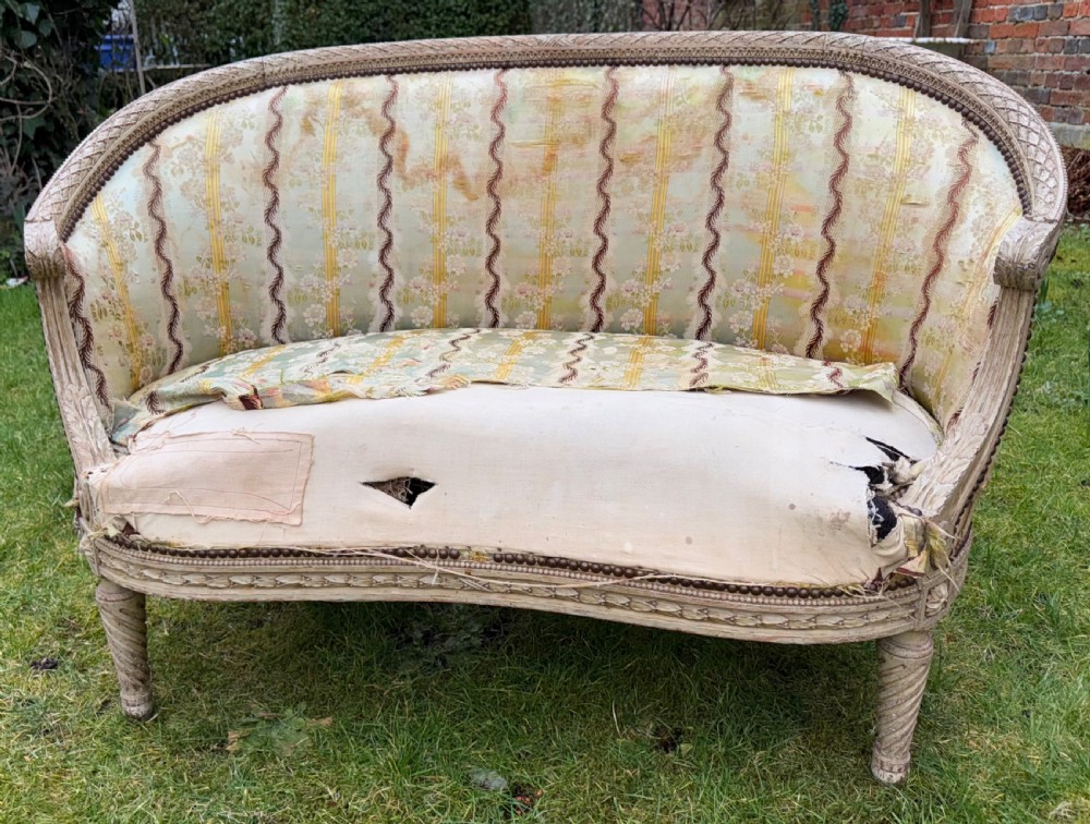 Small painted sofa in original paint  View III