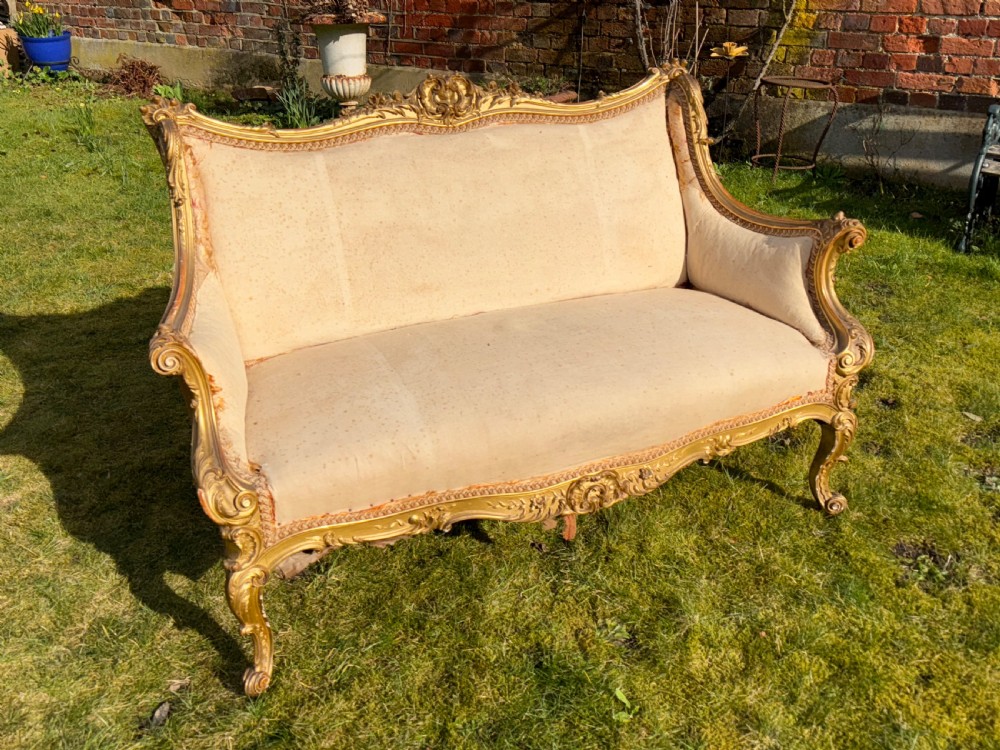 Carved giltwood sofa View II
