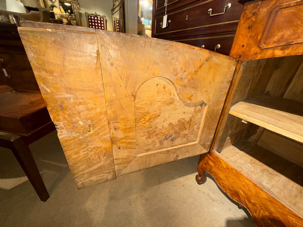 18th Century Burr Elm buffet. View VIII