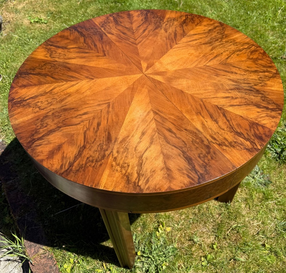Art Deco Figured walnut extending table View V
