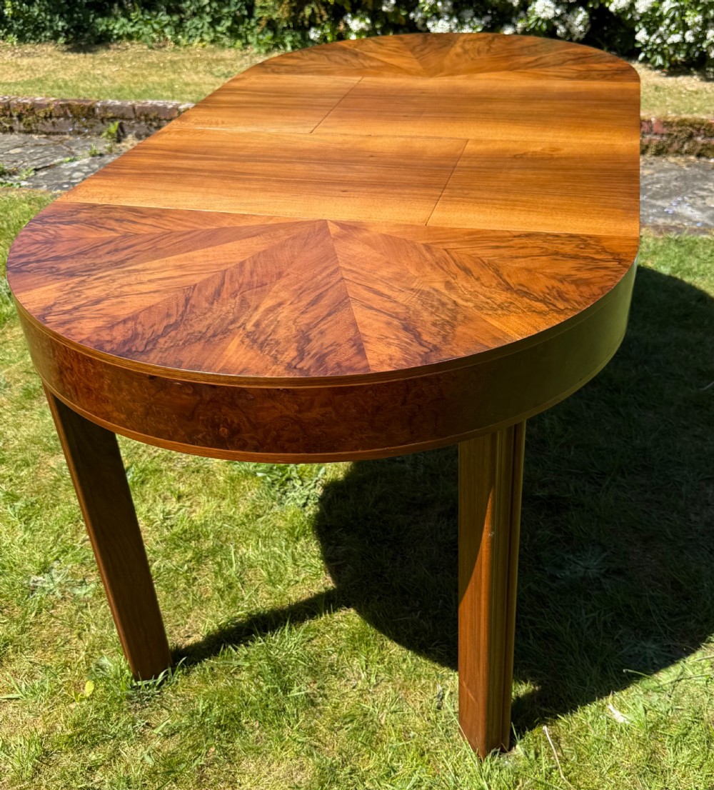 Art Deco Figured walnut extending table View VI