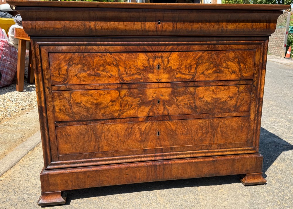 French Figured Walnut commode 