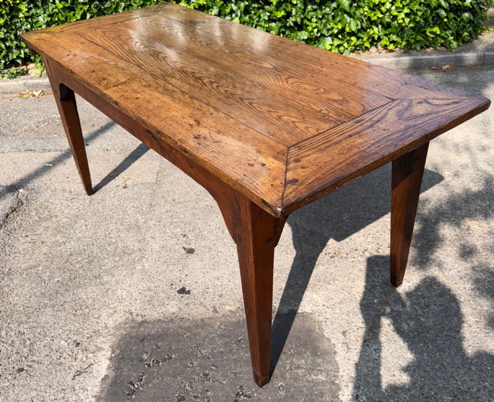 Farmhouse table in figured ash
