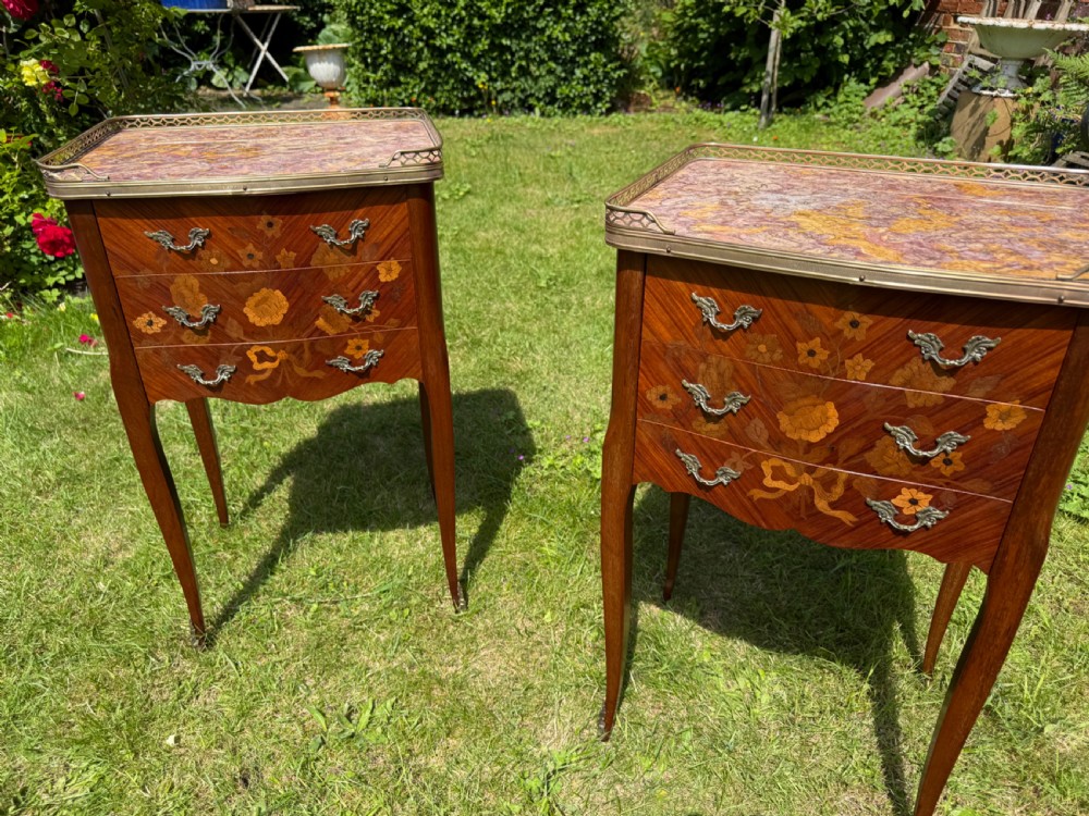 Fine quality pair of marquetry bedside tables  View III