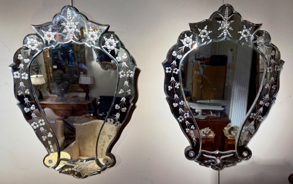 Pair of Venetian mirrors View VI