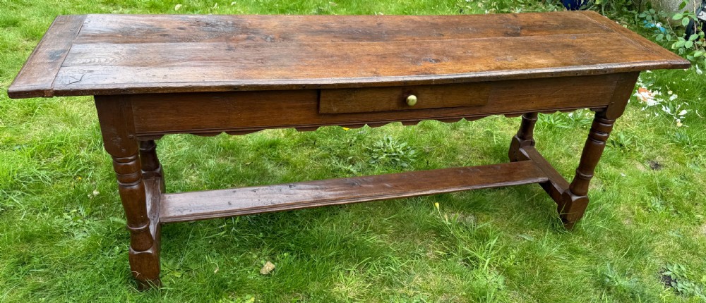 18th Century server or serving table in oak View VI