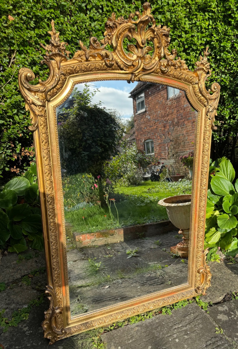19th Century: gilt mirror in Rococo taste View V