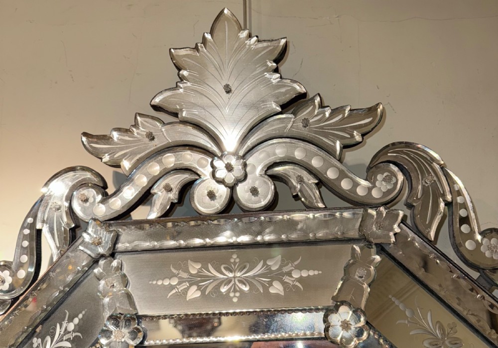 Large Venetian cushion mirror View IV
