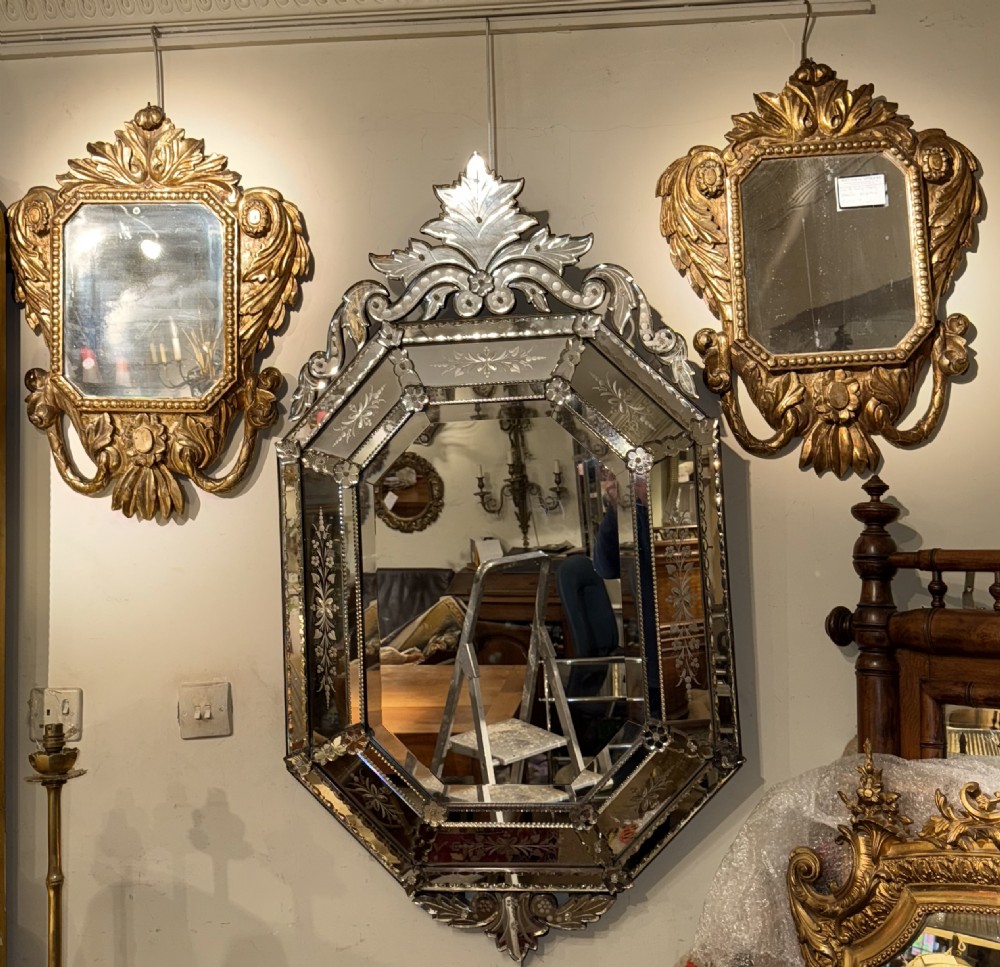 Large Venetian cushion mirror View V