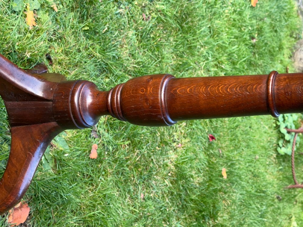 Burr oak tripod table View V