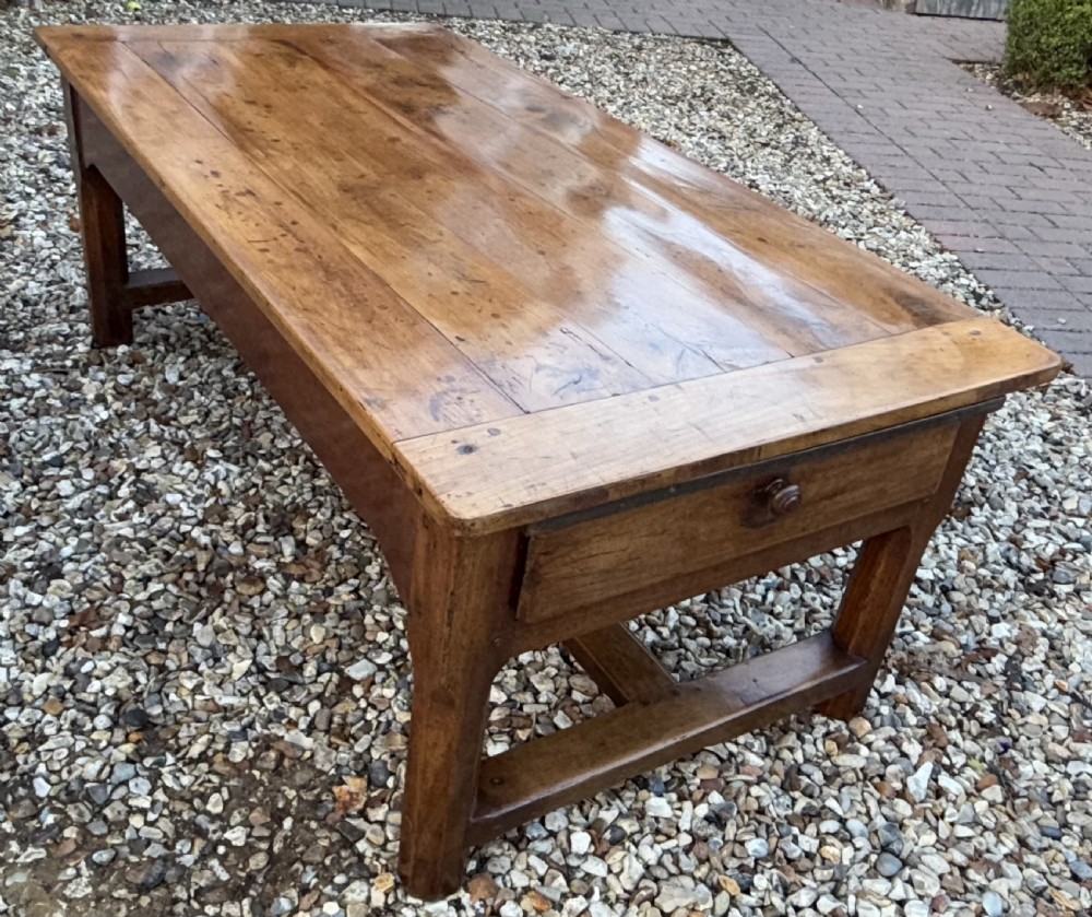 18th Century Cherrywood coffee table View VII