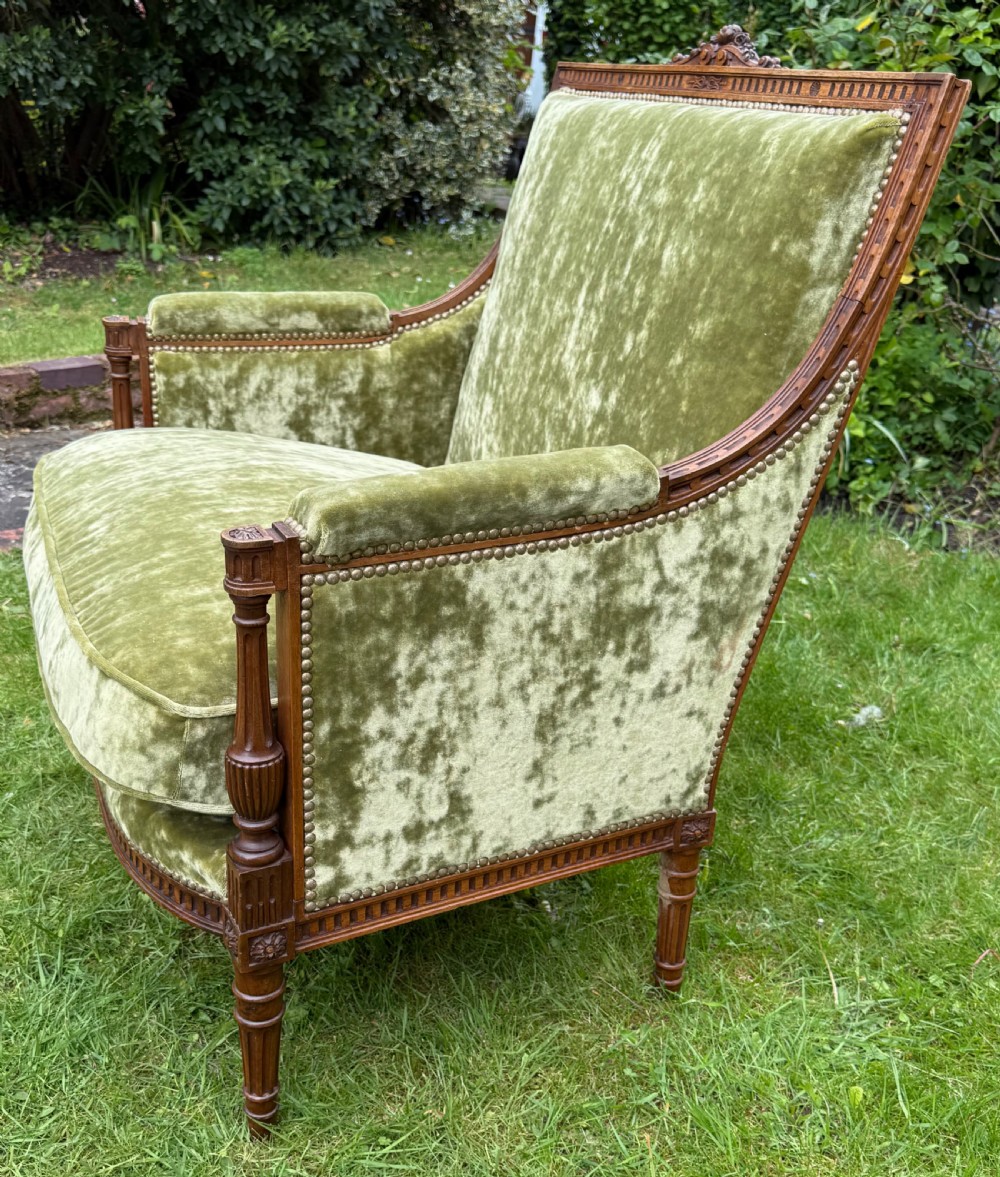French walnut Marquise or love seat in velvet View V