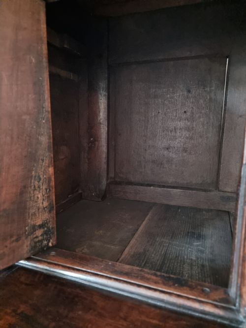 fig 8. A lavish 16th century renaissance dressoir.