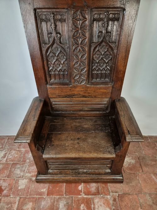 A 16TH CENTURY GOTHIC THRONE CHAIR - ADDITIONAL PHOTO 4