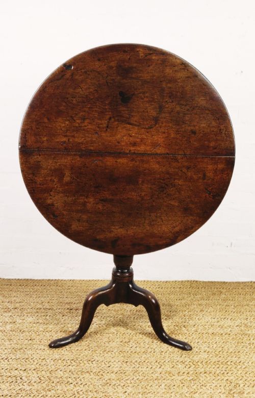 A Fine 18th Century 'Bird Cage' Tripod Table.
