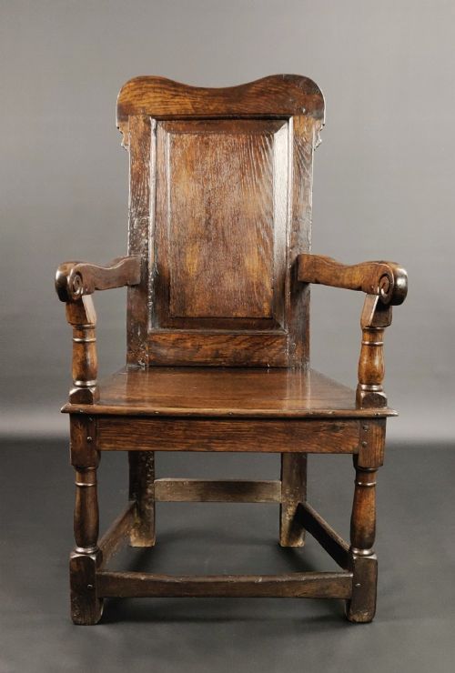 An Early 18th Century Welsh Wainscot Chair.