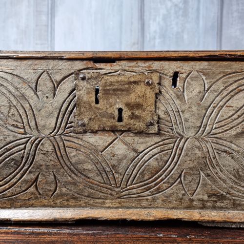 A 17TH CENTURY TABLE BOX - ADDITIONAL PHOTO 2