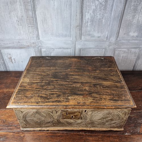 A 17TH CENTURY TABLE BOX - ADDITIONAL PHOTO 4