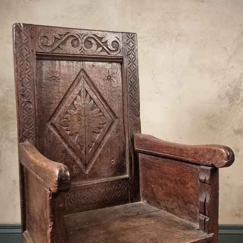 A 17TH CENTURY ENCLOSED ARMCHAIR - ADDITIONAL PHOTO 1