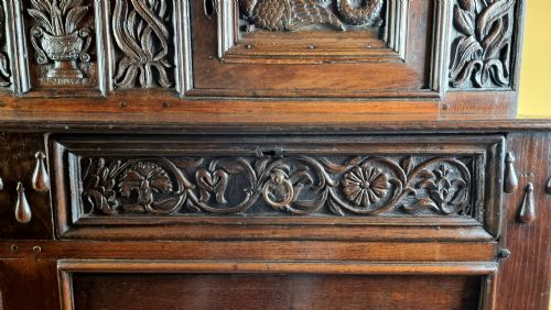 A LATE 17TH CENTURY WEST COUNTRY COURT CUPBOARD - ADDITIONAL PHOTO 12