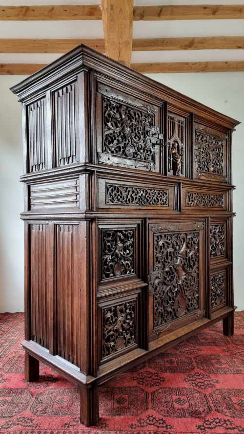 A 16TH CENTURY FLAMBOYANT GOTHIC CUPBOARD - ADDITIONAL PHOTO 6