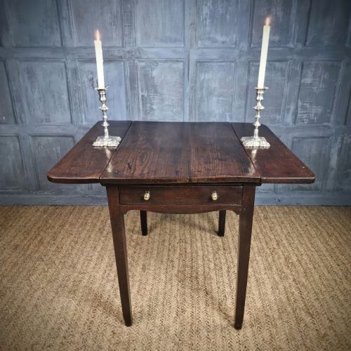 A GEORGE III COUNTRY PEMBROKE TABLE - ADDITIONAL PHOTO 7